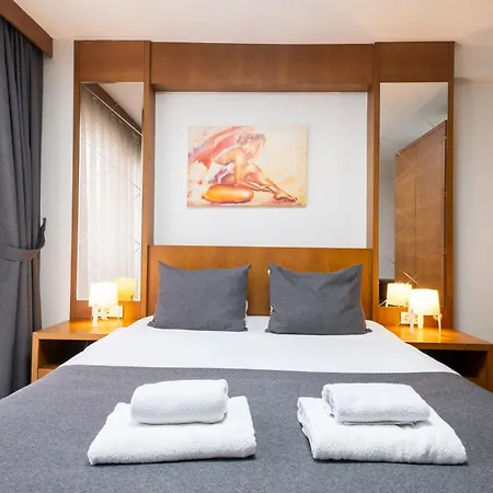 Hotel Dreams