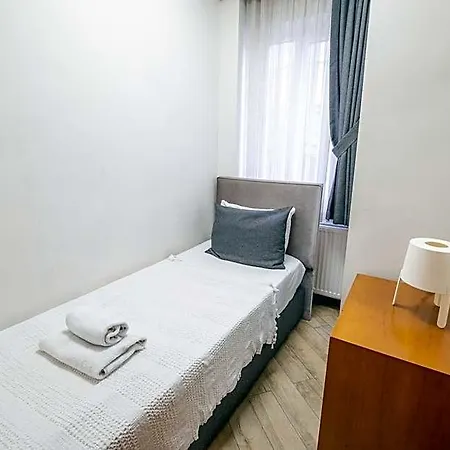 Dreams Hotel 3*