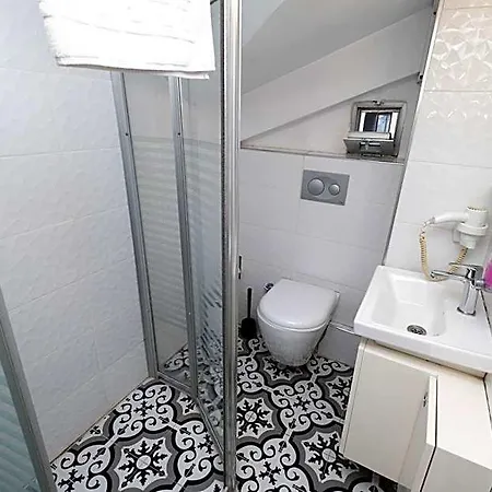 Dreams Hotel 3*