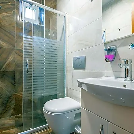 Dreams Hotel 3*